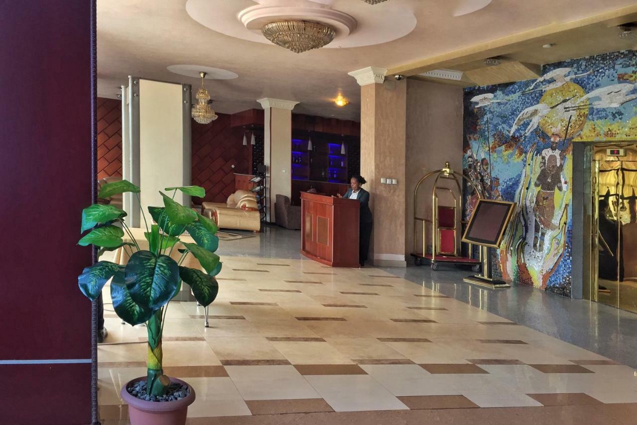 Top Ten Hotel Addis Abeba Esterno foto